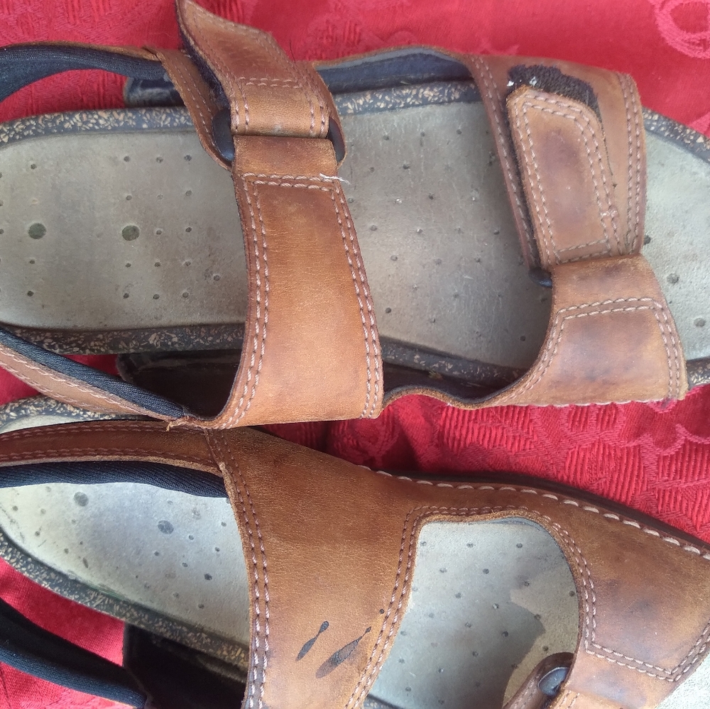 🆘⚠️ locate 👣 ECCO Cosmo Double Strap VELCRO  LEATHER SANDALS   SZ 40/9 NPLC - Picture 3 of 11